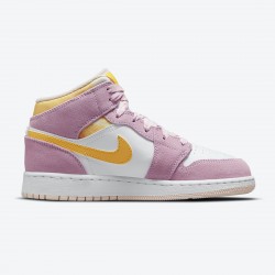 Air Jordan 1 Mid SE GS "Arctic Rosa" DC9517 600 Light Arctic Rosa University Gold-Weiß WMNS Jordan Sneakers